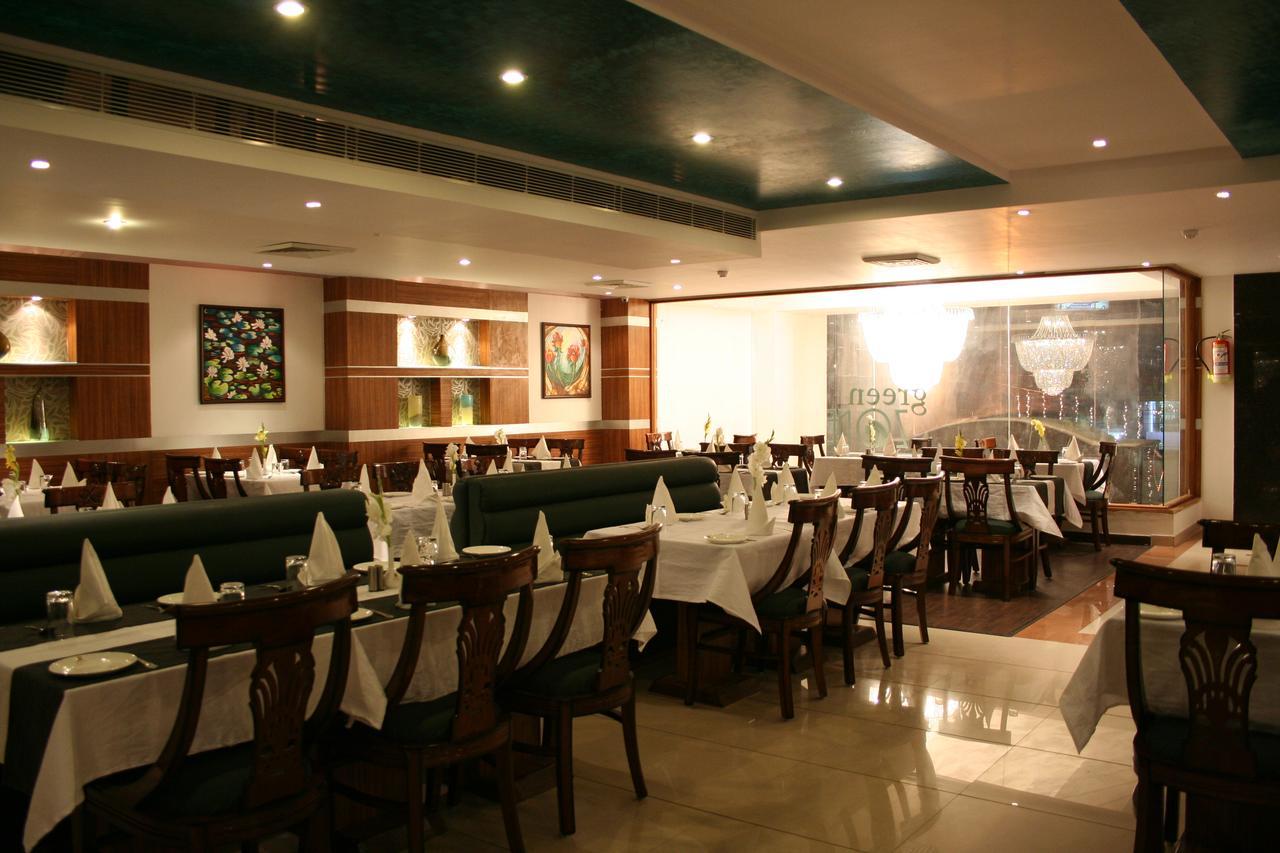 Elm Tree Amritsar Hotel Exterior foto